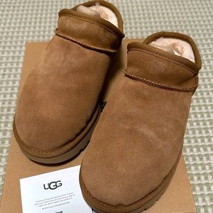 Ugg Classic Slipper